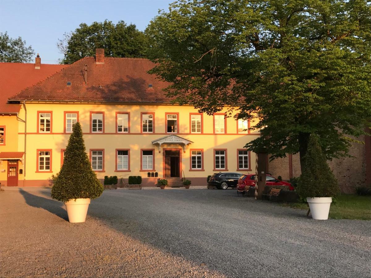 Elegantes Gästeapartment In Schloß Und Hofgut *