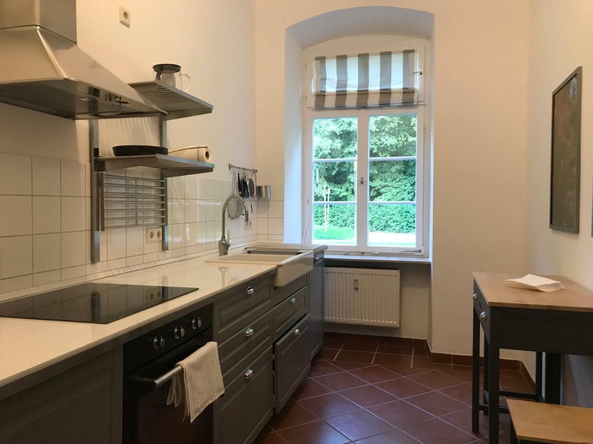 Apartment Elegantes Gästeapartment In Schloß Und Hofgut *